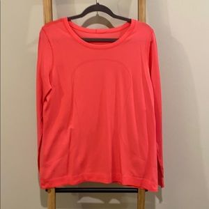 Lululemon Swiftly Tech Long Sleeve BREEZE